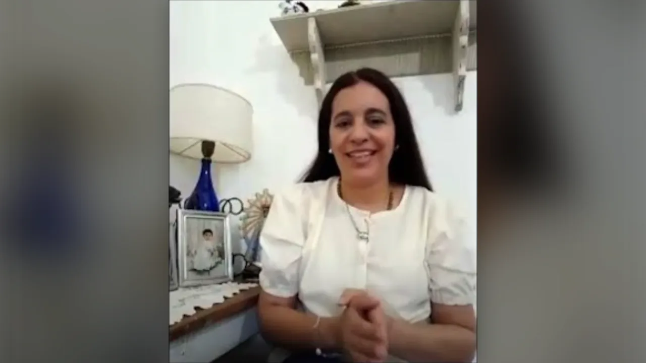 Reproducir el testimonio en video de Moira
